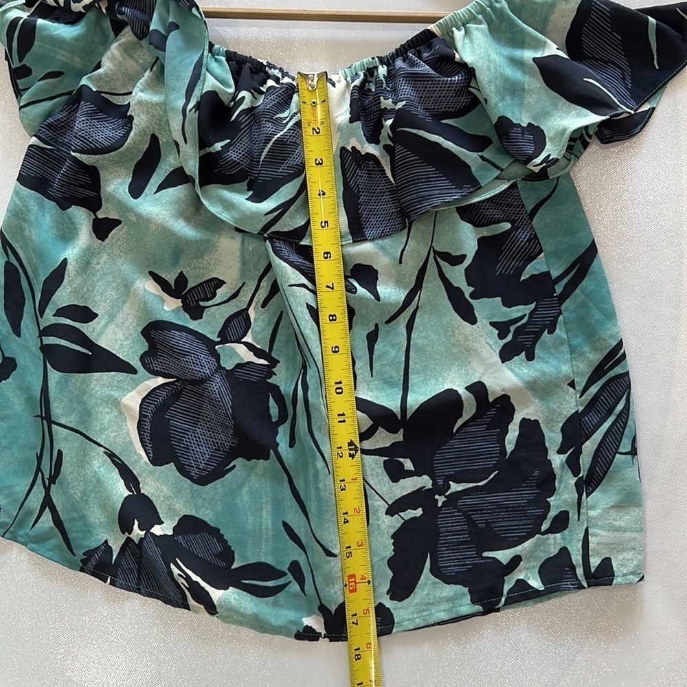 Maeve Anthropogie Off the Shoulder Tropical Print Top size S - Picture 7 of 9